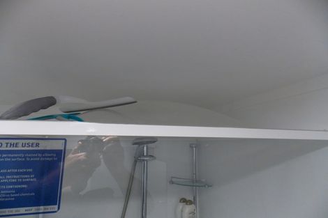 Photo of property in 21a Cotswold Crescent, Newlands, Wellington, 6037