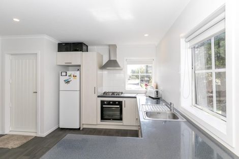 Photo of property in 9 Cameron Road, Hamilton East, Hamilton, 3216