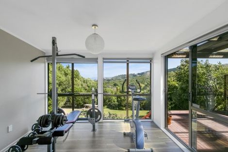 Photo of property in 5 Waipounamu Drive, Kelson, Lower Hutt, 5010