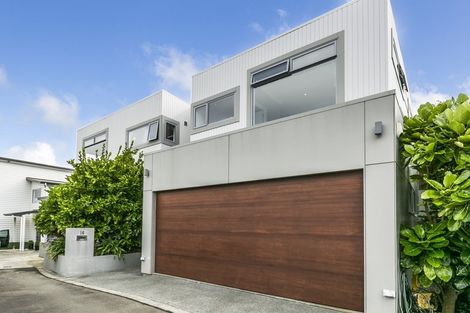 Photo of property in 16 Lakshmi Place, Khandallah, Wellington, 6035