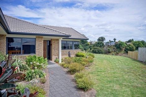 Photo of property in 12 Kiri Place, Te Puke, 3119