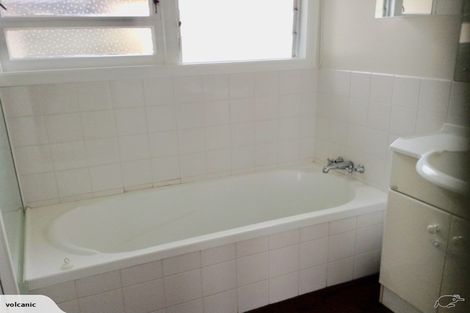 Photo of property in 38 Basley Road, Owhata, Rotorua, 3010