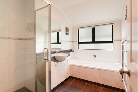Photo of property in 3 Maldives Way, Papamoa Beach, Papamoa, 3118