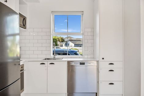 Photo of property in 2/287 Selwyn Street, Spreydon, Christchurch, 8024