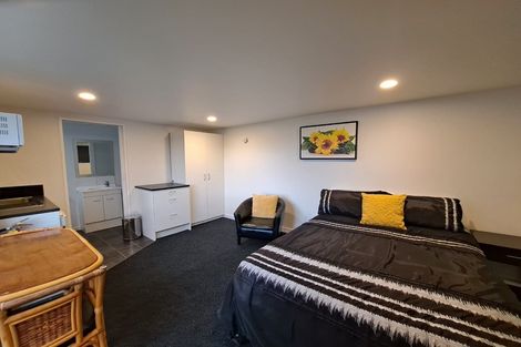 Photo of property in 8 Walmer Grove, Bell Block, New Plymouth, 4312