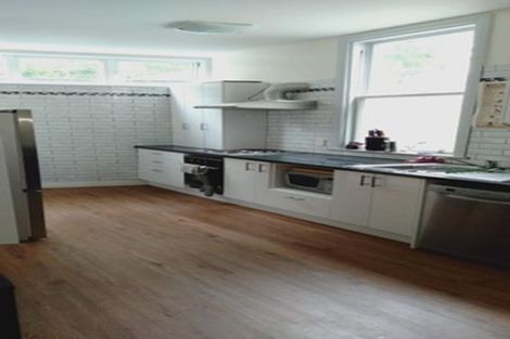 Photo of property in 359 The Terrace, Te Aro, Wellington, 6011