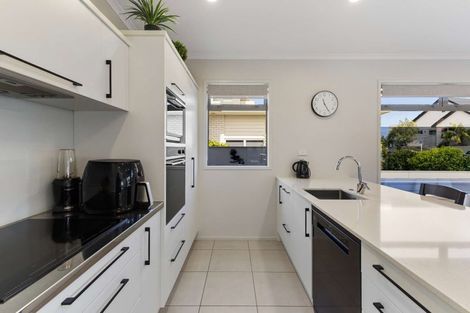 Photo of property in 14 Buller Street, New Plymouth, 4310