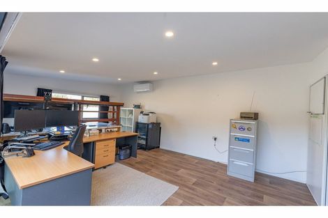 Photo of property in 33 Burnett Street, Oxford, 7430