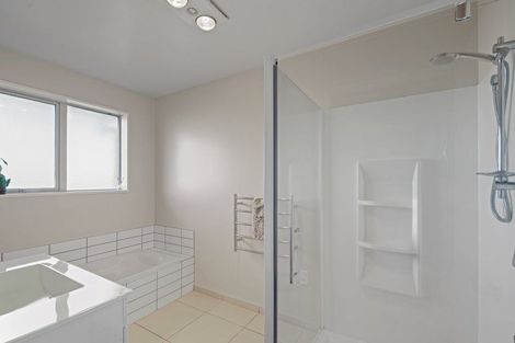 Photo of property in 15 Ruru Place, Oxford, 7430