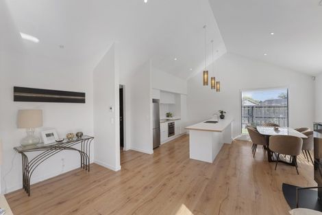 Photo of property in 4 Prospect Place, Western Heights, Hamilton, 3200