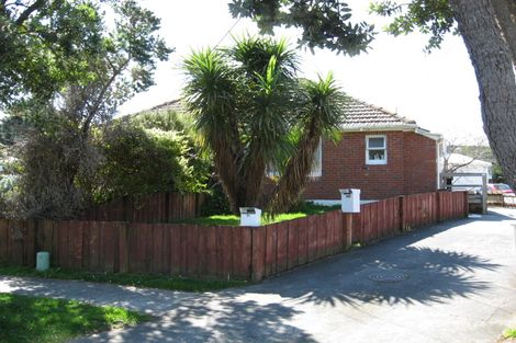 Photo of property in 19a Melvill Grove, Waterloo, Lower Hutt, 5011