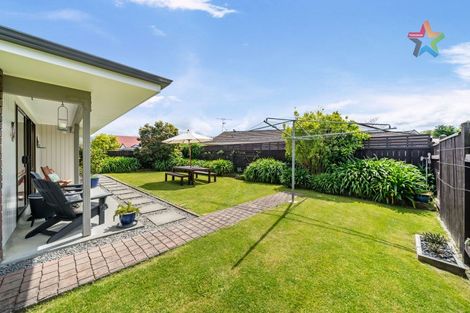 Photo of property in 25 Waddington Drive, Naenae, Lower Hutt, 5011