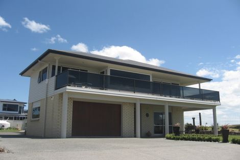 Photo of property in 151 Rogers Road, Pukehina, Te Puke, 3186