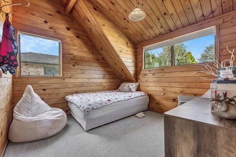 Photo of property in 1/7 Mccall Place, Opaheke, Papakura, 2113