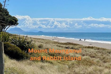 Photo of property in 160 Karewa Parade, Papamoa Beach, Papamoa, 3118