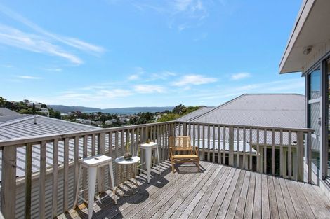 Photo of property in 18 Norna Crescent, Kelburn, Wellington, 6012