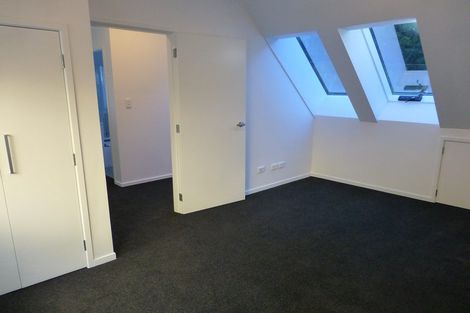 Photo of property in 125b Glenmore Street, Kelburn, Wellington, 6012