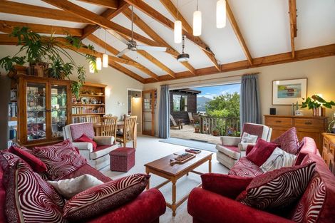 Photo of property in 32 Frances Street, Broad Bay, Dunedin, 9014