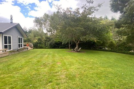 Photo of property in 35 Oram Drive, Turitea, Palmerston North, 4472