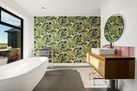 Photo of property in 470 Clinton Highway, Te Houka, Balclutha, 9273