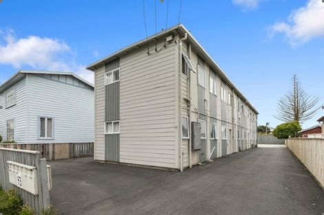Photo of property in 2/93 Randwick Crescent, Moera, Lower Hutt, 5010