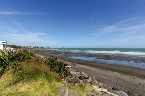 Photo of property in 6 Nobs Line, Strandon, New Plymouth, 4312