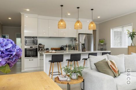 Photo of property in 14 Dinning Road, Riverhead, 0820