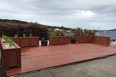 Photo of property in 15a Correa Court, Goodwood Heights, Auckland, 2105