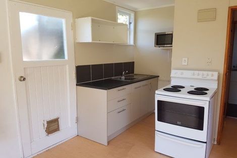 Photo of property in 138 Rangituhi Crescent, Takapuwahia, Porirua, 5022