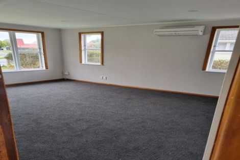 Photo of property in 62 Ellesmere Crescent, Highbury, Palmerston North, 4412