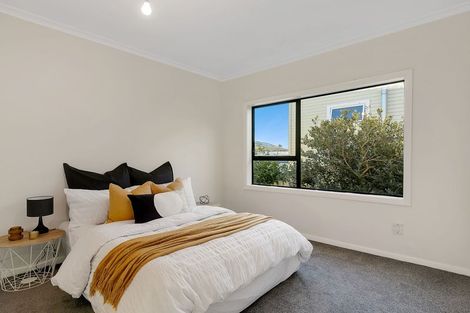 Photo of property in 40 Hinau Street, Tawa, Wellington, 5028