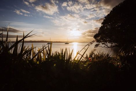 Photo of property in 1888 Whangarei Heads Road, Whangarei Heads, Whangarei, 0174