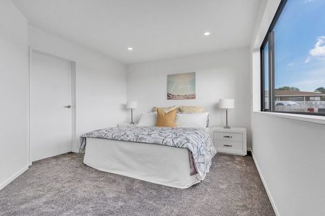 Photo of property in 49a Vera Road, Te Atatu South, Auckland, 0610