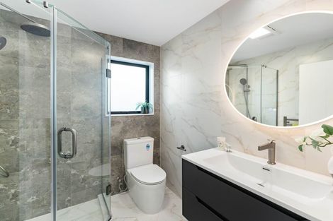 Photo of property in 71c Matipo Road, Te Atatu Peninsula, Auckland, 0610