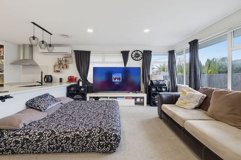 Photo of property in 22 Boundary Road, Opaheke, Papakura, 2113
