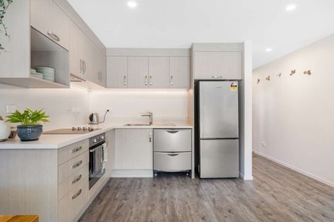 Photo of property in 80a Shakespeare Road, Waltham, Christchurch, 8023