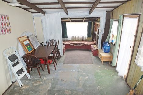 Photo of property in 31 Roore Street, Foxton Beach, Foxton, 4815