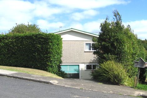 Photo of property in 2/9 Bevyn Street, Castor Bay, Auckland, 0620