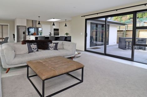 Photo of property in 19 Grove Avenue, Weston, Oamaru, 9401