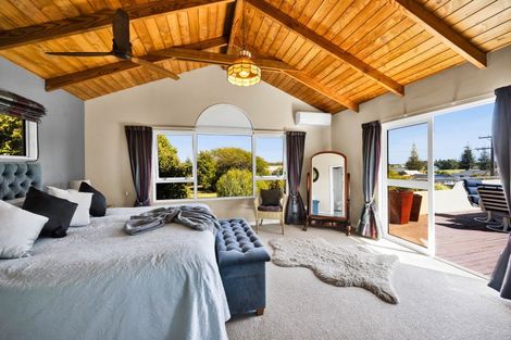 Photo of property in 50 Leslie Street, Waitara, 4320