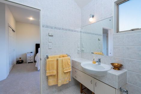 Photo of property in 3/284 Lake Road, Hauraki, Auckland, 0622