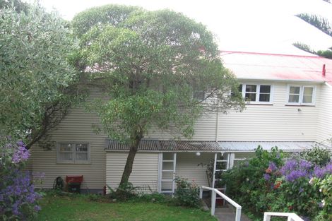 Photo of property in 7 Lyons Crescent, Strathmore Park, Wellington, 6022