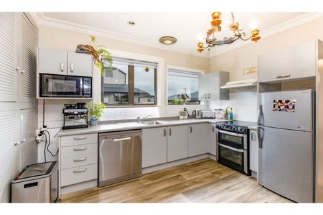 Photo of property in 30 Quinns Road, Shirley, Christchurch, 8013