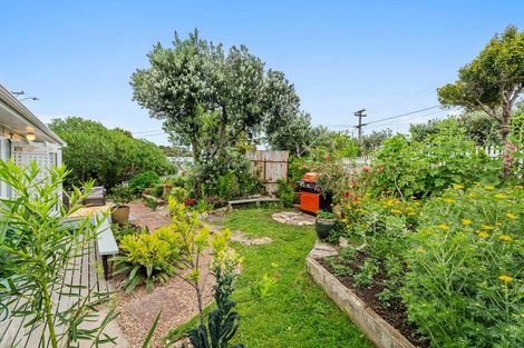 Photo of property in 23 Ostend Road, Ostend, Waiheke Island, 1081