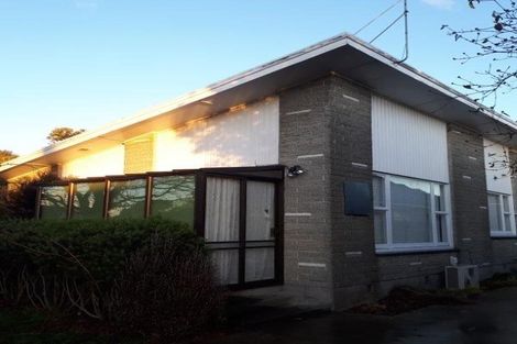 Photo of property in 1/5 Newbridge Place, Ilam, Christchurch, 8041