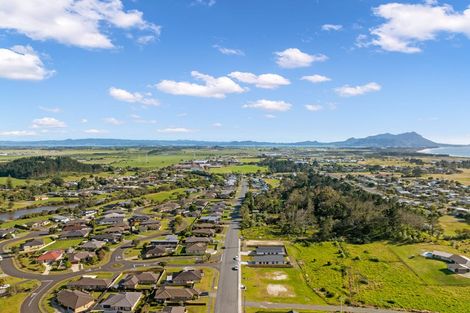 Photo of property in 71 Tamure Place, Ruakaka, 0116