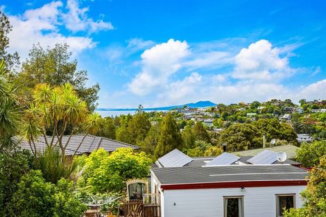 Photo of property in 21 Reynolds Place, Torbay, Auckland, 0630