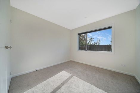 Photo of property in 400 Main Road, Huapai, Kumeu, 0810