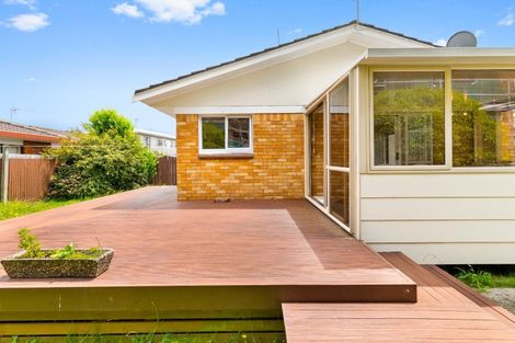 Photo of property in 3/4 Menary Street, Papakura, 2110