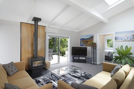 Photo of property in 11 Horomona Road, Paekakariki, 5034